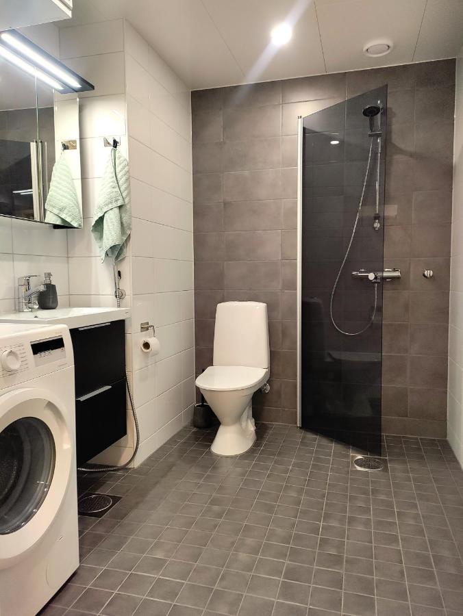 Fully Equipped New Apartment With Free Parking Tampere Exterior photo